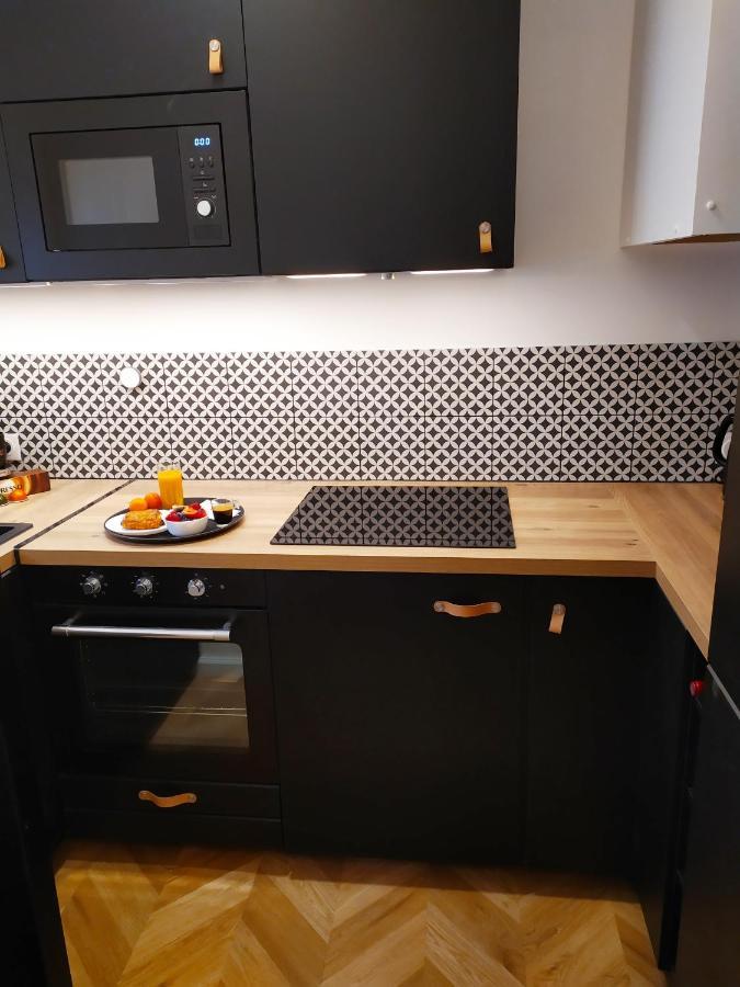 Les Loges De Montauban Apartment Bagian luar foto
