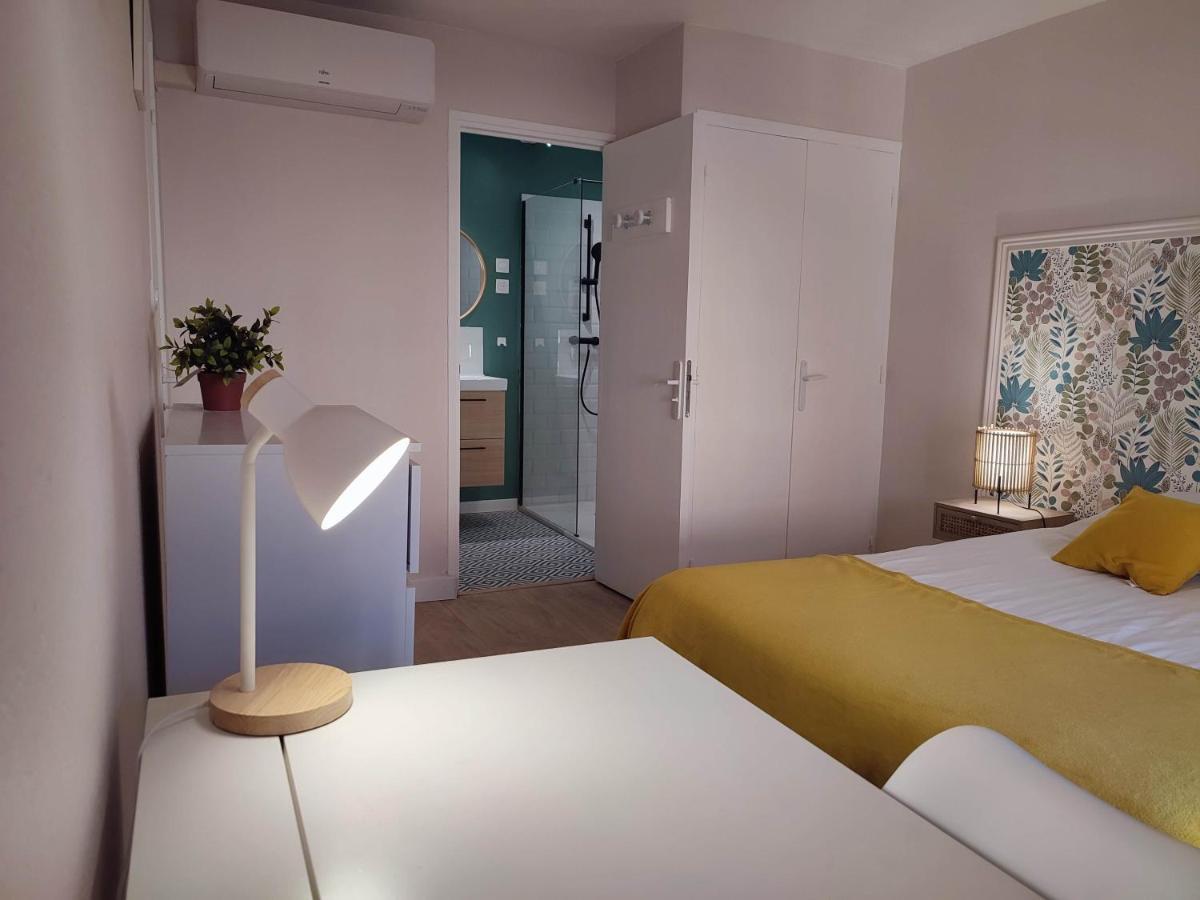 Les Loges De Montauban Apartment Bagian luar foto