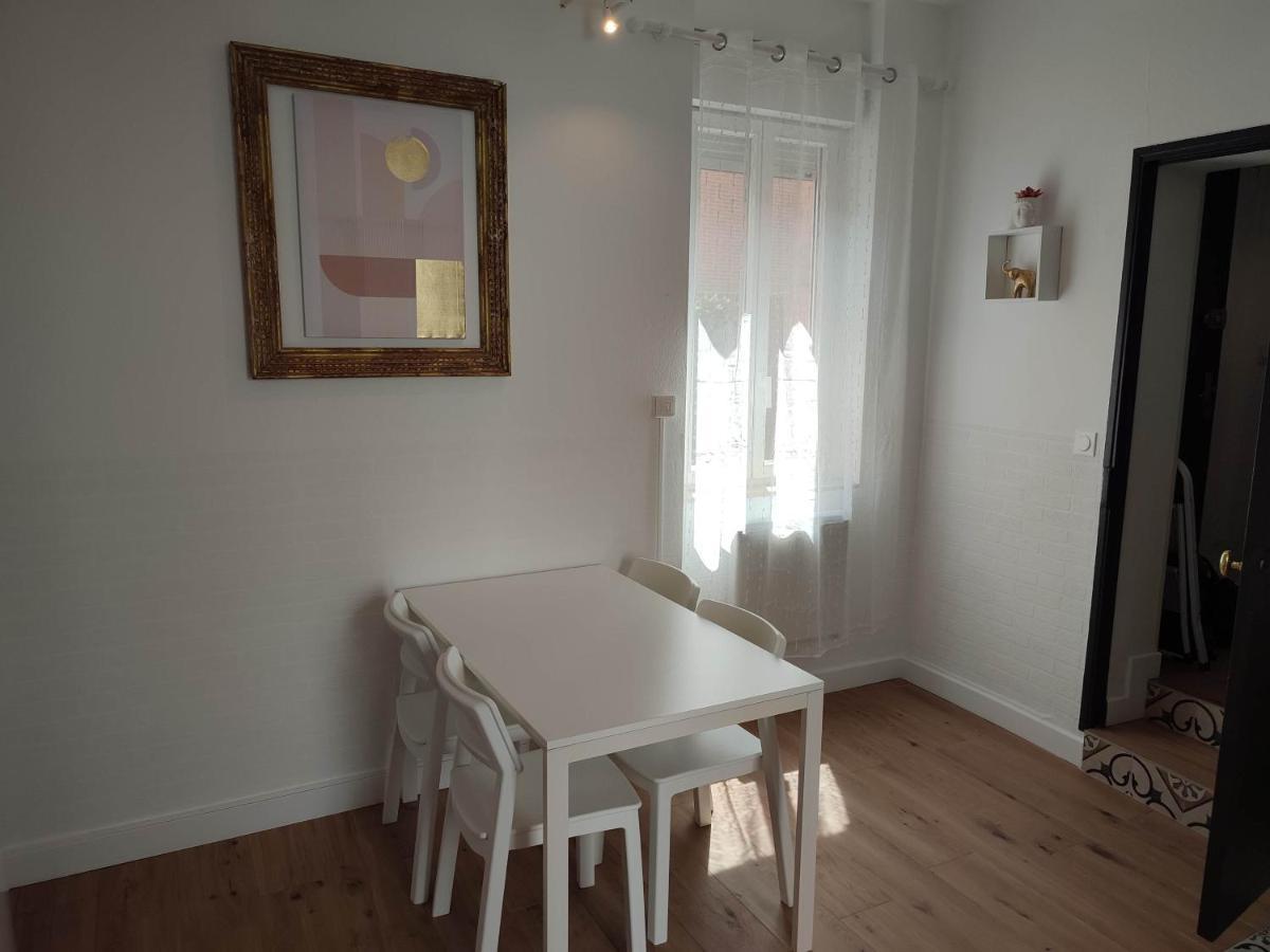 Les Loges De Montauban Apartment Bagian luar foto